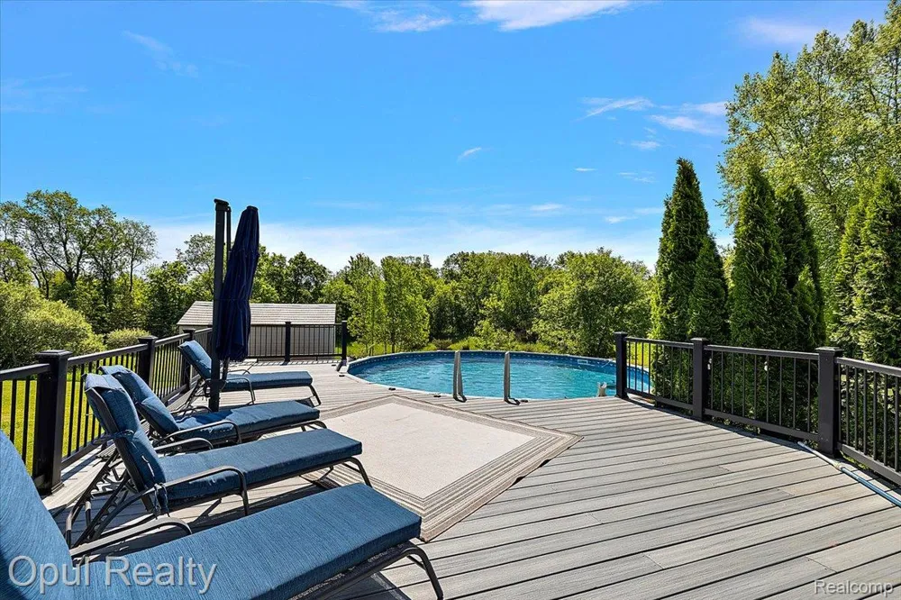 5164 Birch Lane Springfield Charter Township, MI 48350