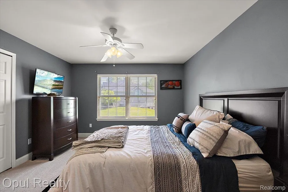 5164 Birch Lane Springfield Charter Township, MI 48350