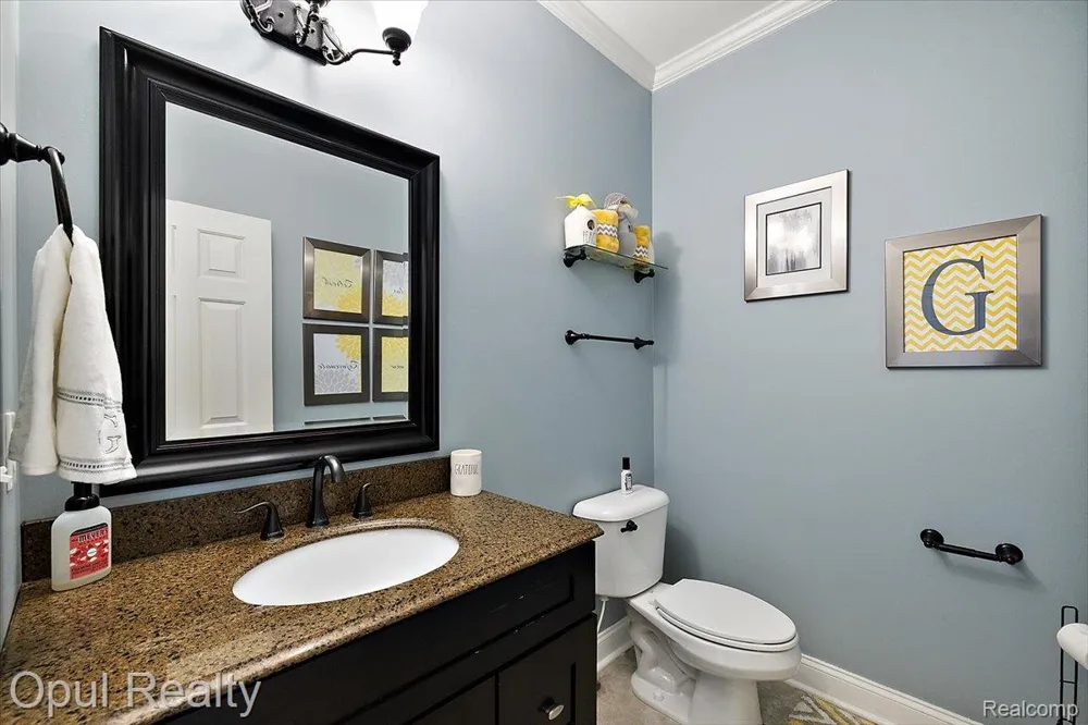 5164 Birch Lane Springfield Charter Township, MI 48350
