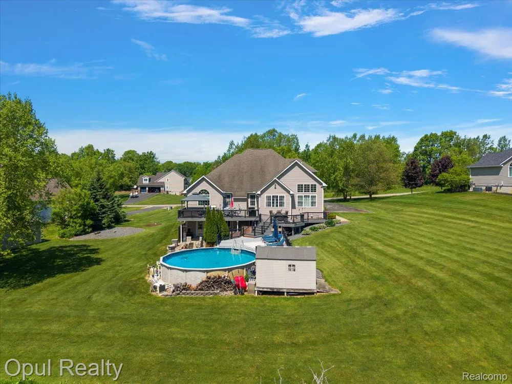 5164 Birch Lane Springfield Charter Township, MI 48350