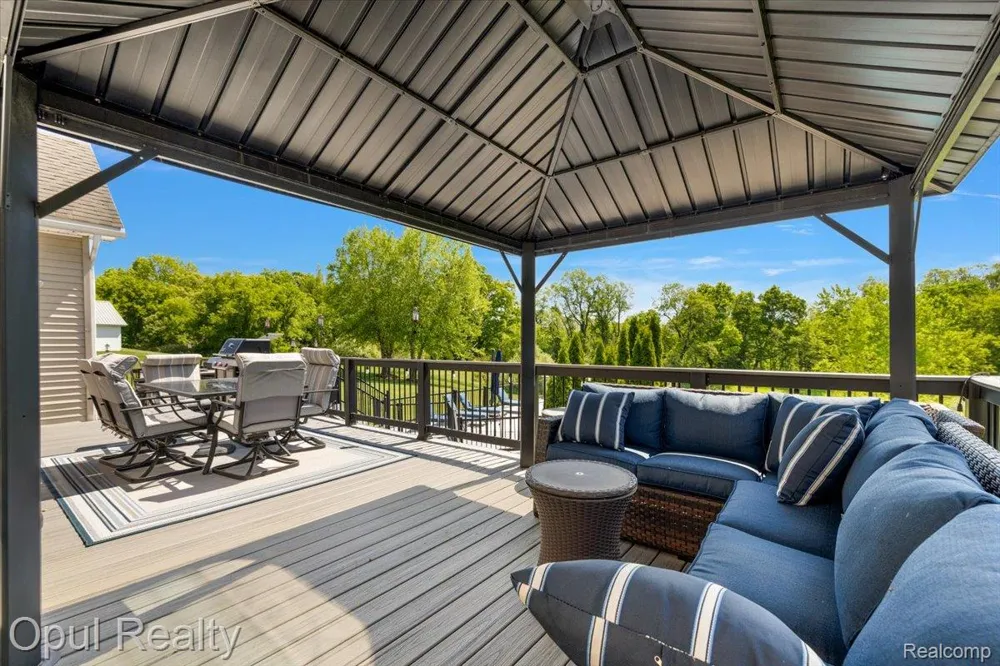 5164 Birch Lane Springfield Charter Township, MI 48350