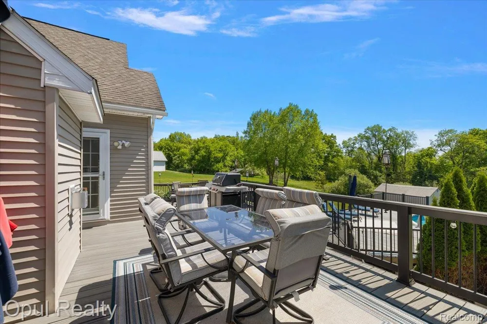 5164 Birch Lane Springfield Charter Township, MI 48350
