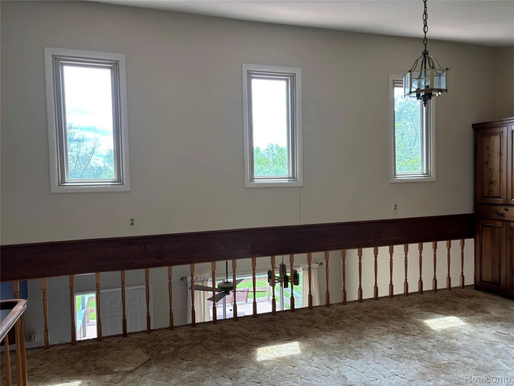 885 Lake Forest Drive Lapeer Township, MI 48446
