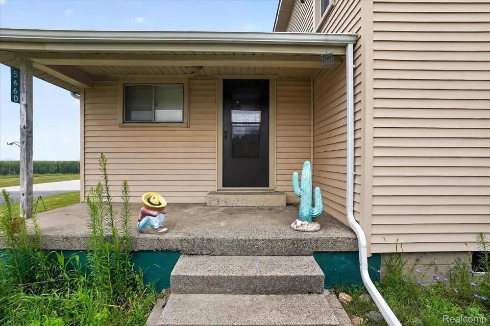5660 Tittabawassee Road Kochville Township, MI 48604