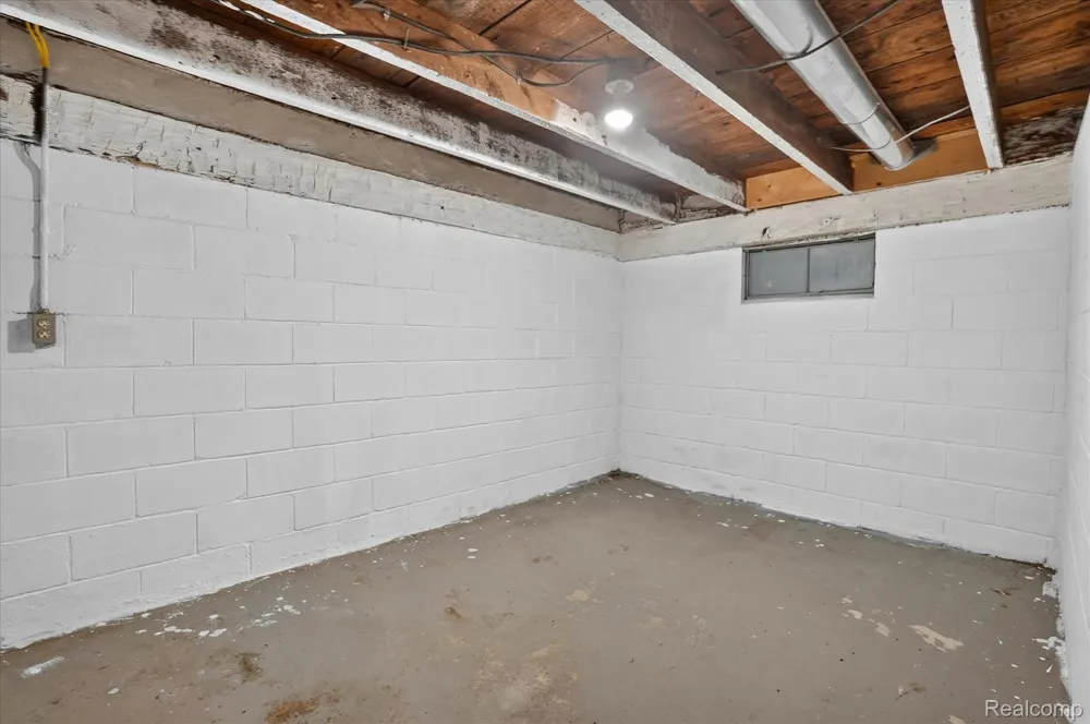 5660 Tittabawassee Road Kochville Township, MI 48604
