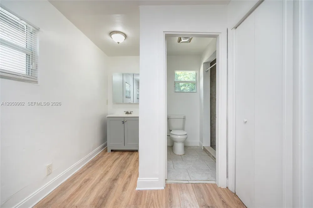 9050 NW 31st Ave #3 Miami, FL 33147