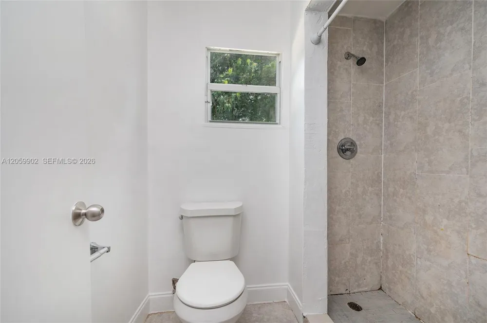 9050 NW 31st Ave #3 Miami, FL 33147