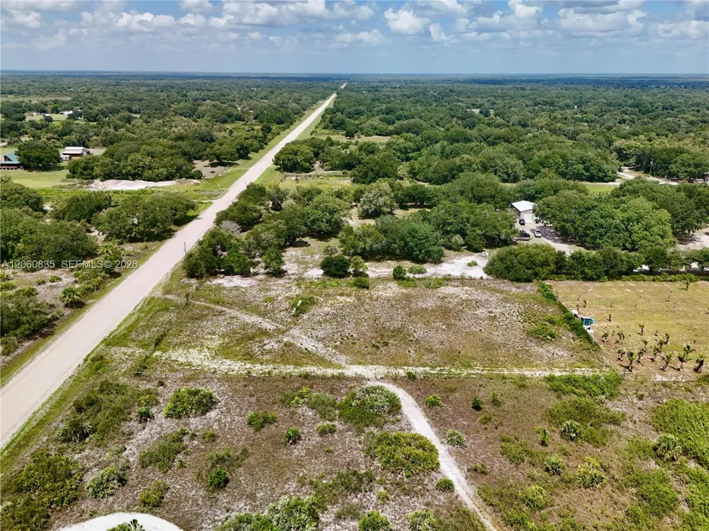 18277 NW 304TH Street Okeechobee, FL 34972