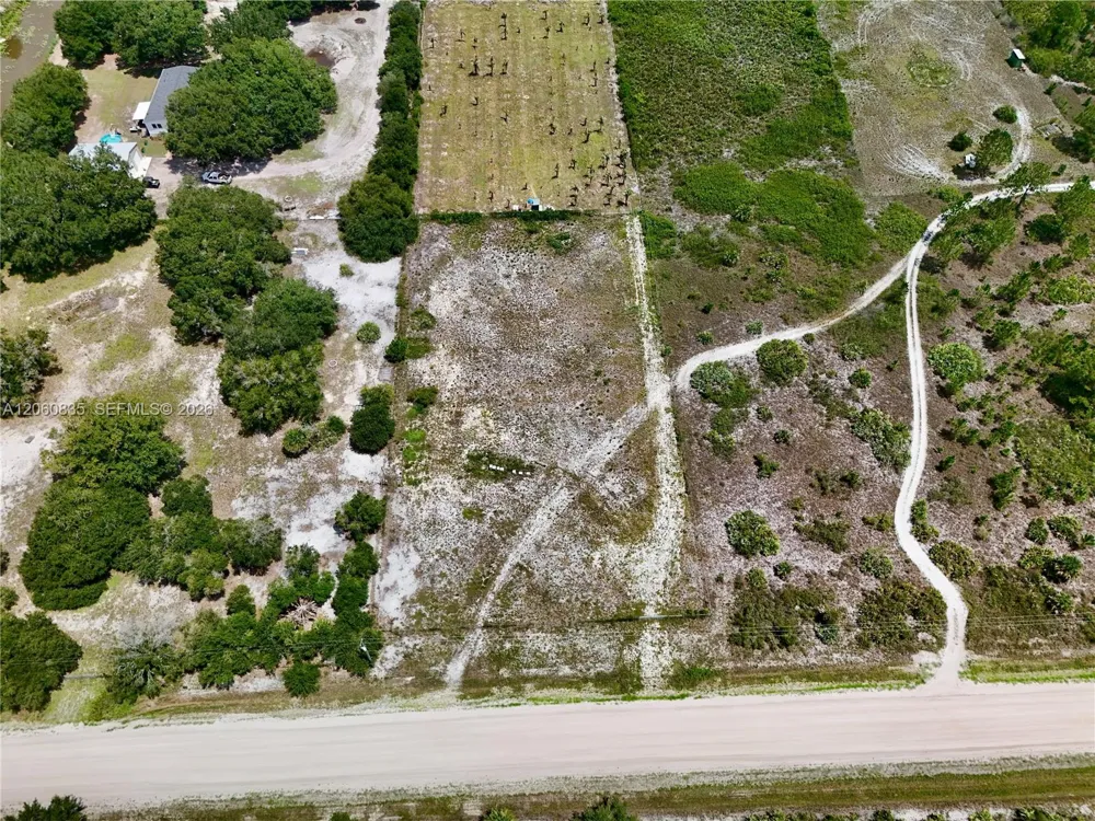 18277 NW 304TH Street Okeechobee, FL 34972