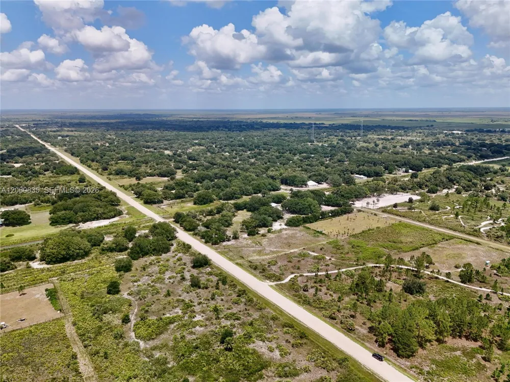 18277 NW 304TH Street Okeechobee, FL 34972