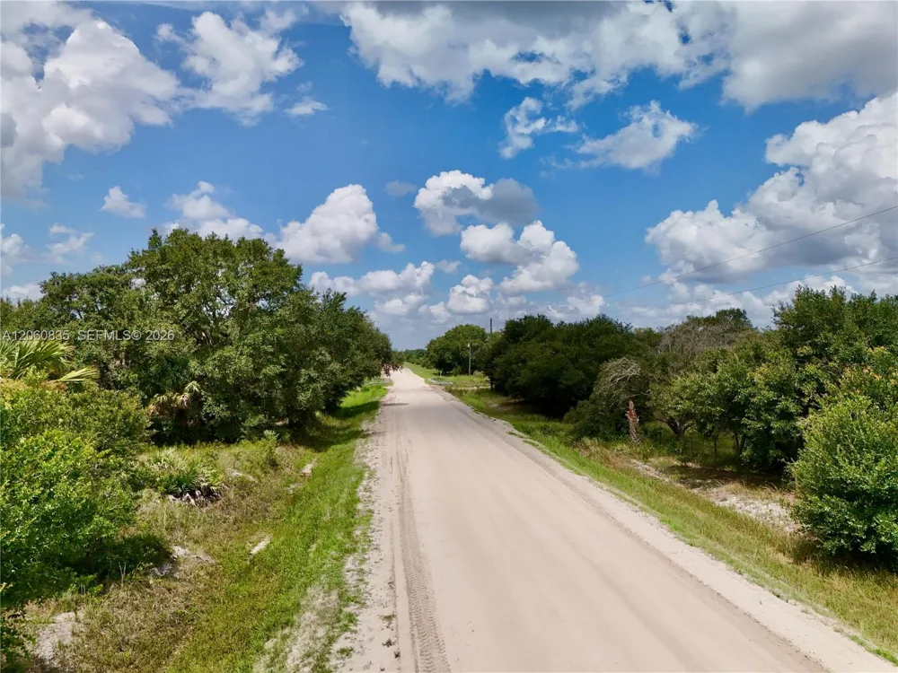 18277 NW 304TH Street Okeechobee, FL 34972