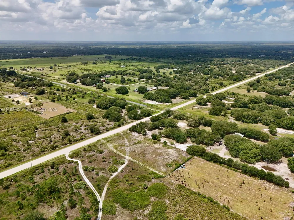 18277 NW 304TH Street Okeechobee, FL 34972