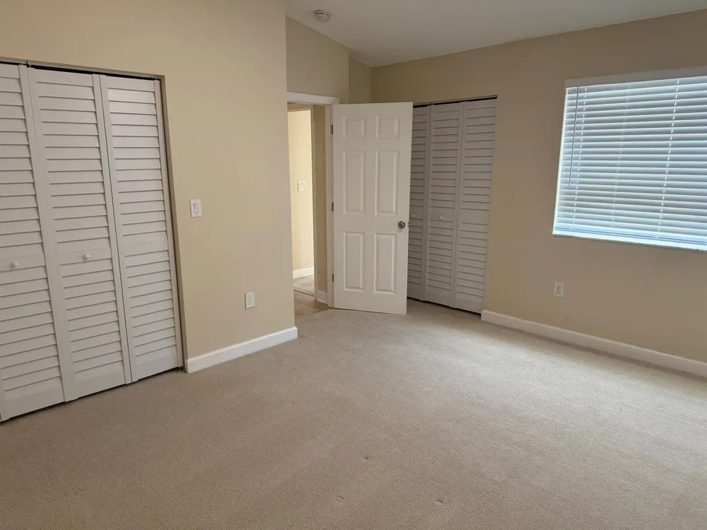 940 Doveplum Court Hollywood, FL 33019