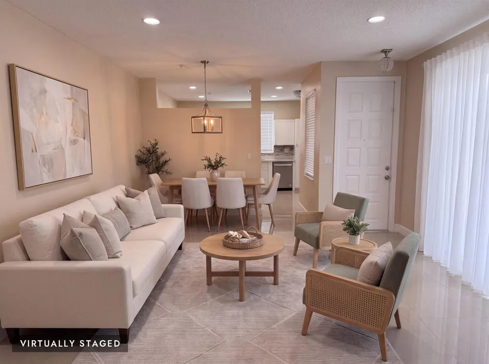 940 Doveplum Court Hollywood, FL 33019