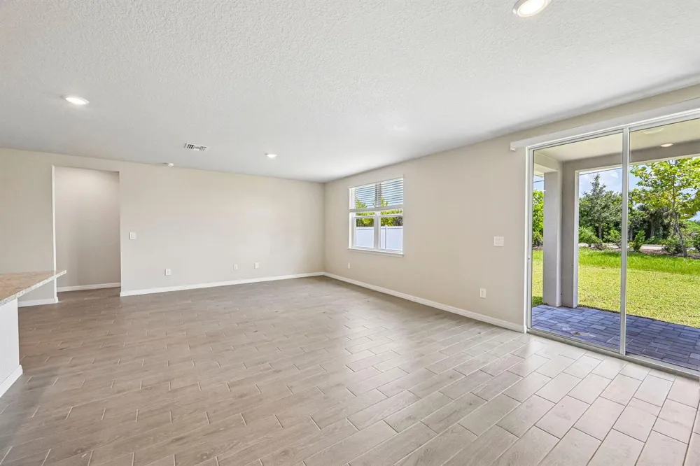 5437 Hampton Park Circle Vero Beach, FL 32966