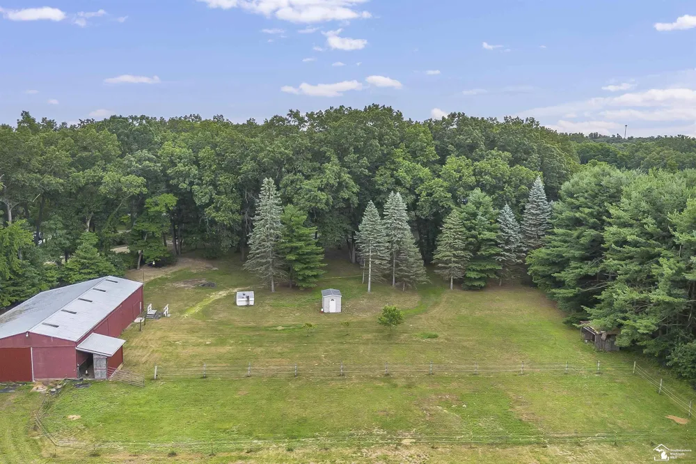 2600 Meanwell Road Petersburg City, MI 49270