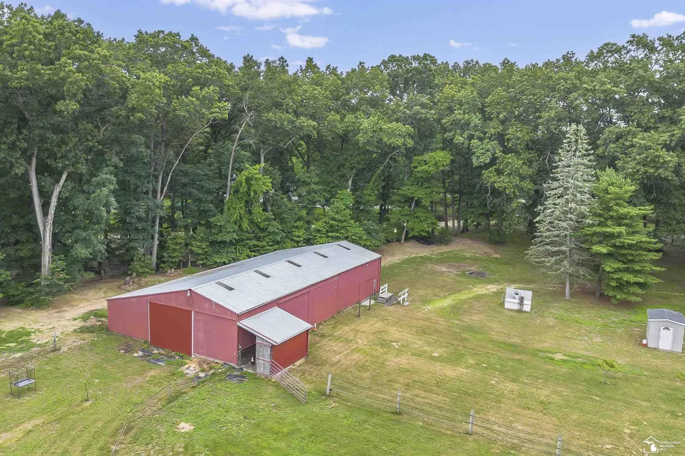 2600 Meanwell Road Petersburg City, MI 49270
