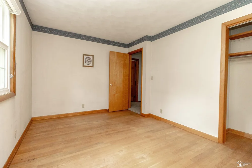 2600 Meanwell Road Petersburg City, MI 49270