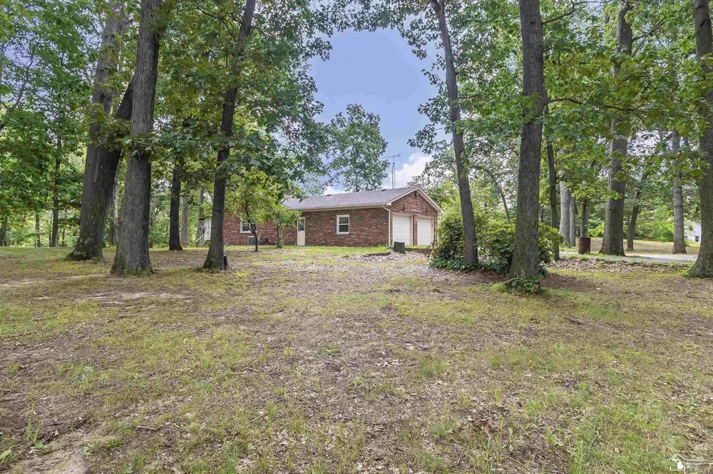 2600 Meanwell Road Petersburg City, MI 49270