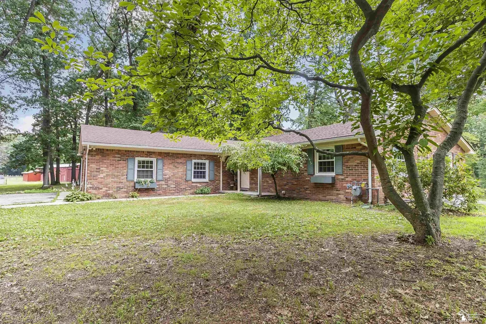 2600 Meanwell Road Petersburg City, MI 49270
