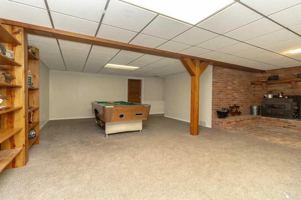 2600 Meanwell Road Petersburg City, MI 49270