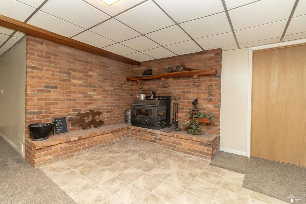 2600 Meanwell Road Petersburg City, MI 49270