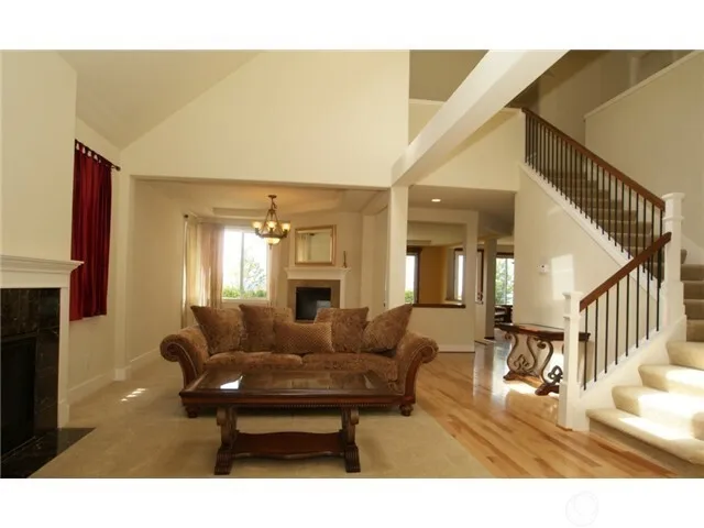 2471 34th Avenue NE Issaquah, WA 98029
