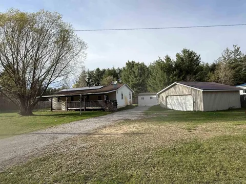 2559 E Pine River Trail