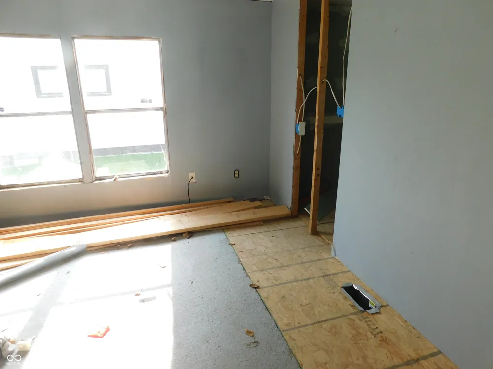 1002 Tuttle Crawfordsville, IN 47933