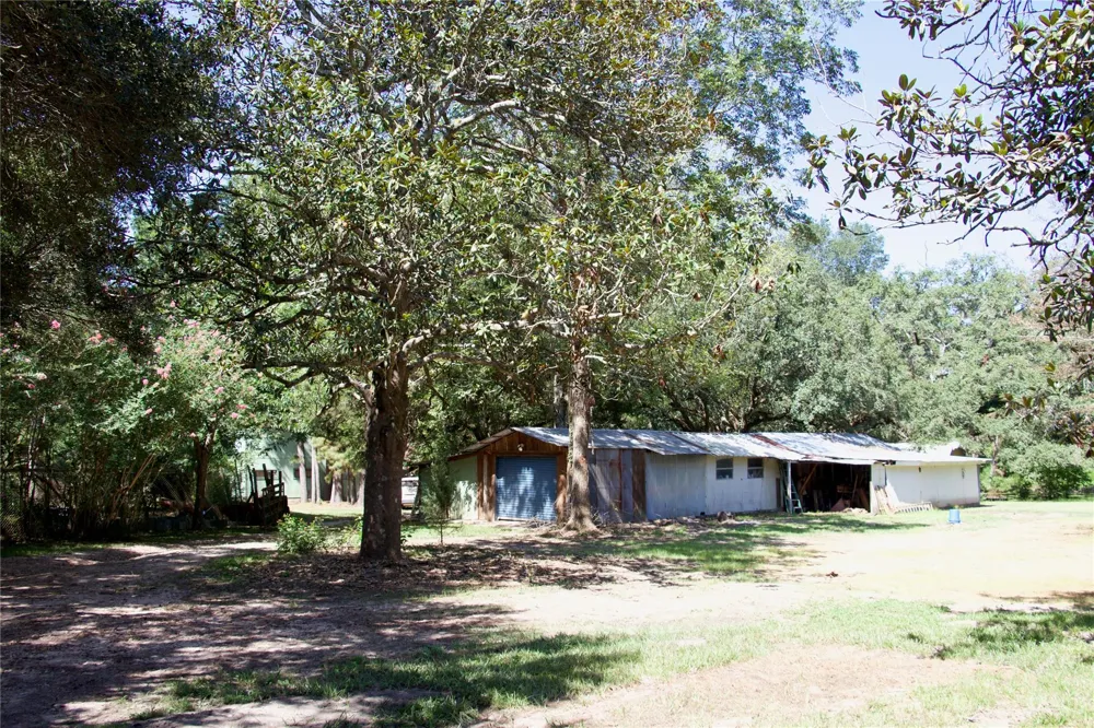 251 C Everitt Road Cleveland, TX 77328