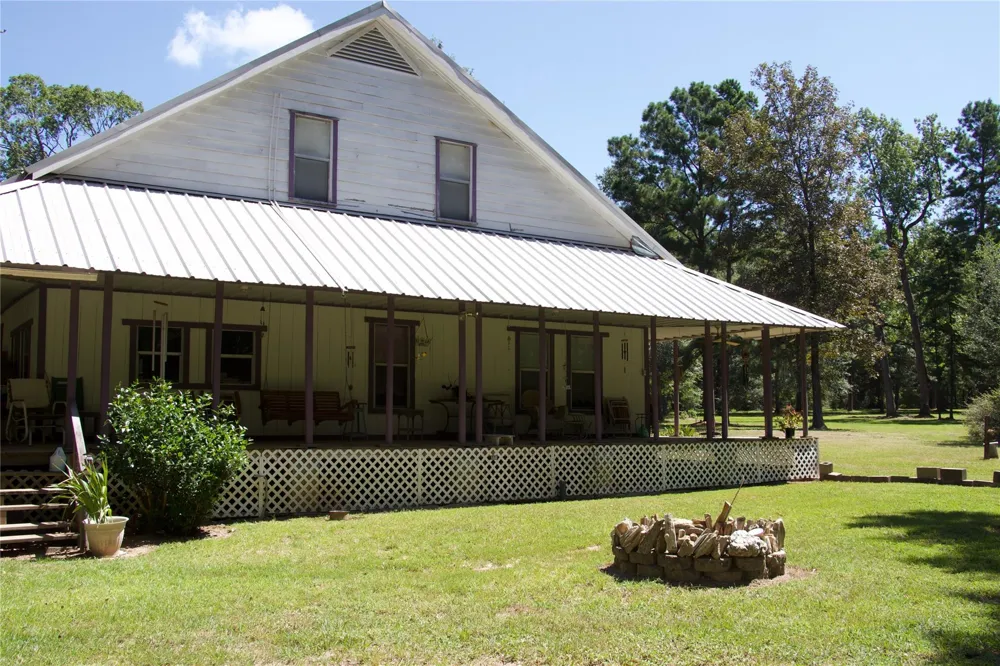 251 C Everitt Road Cleveland, TX 77328