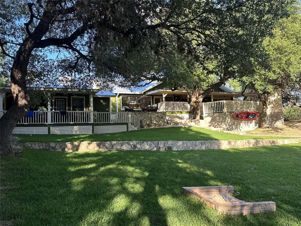 43 Lambert Concan, TX 78838