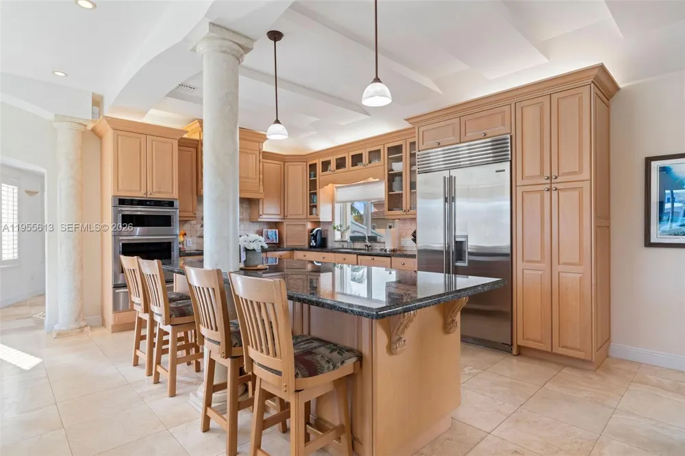 44 W Plaza Del Lago Lower Keys, FL 33036