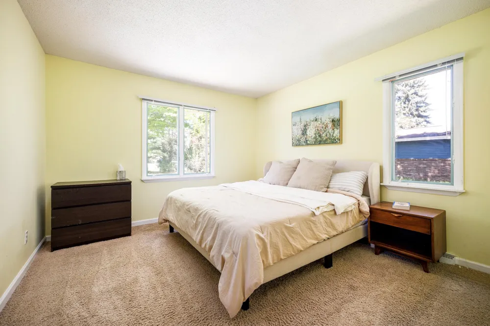 6066 S West Bay Shore Drive Bingham Township, MI 49684