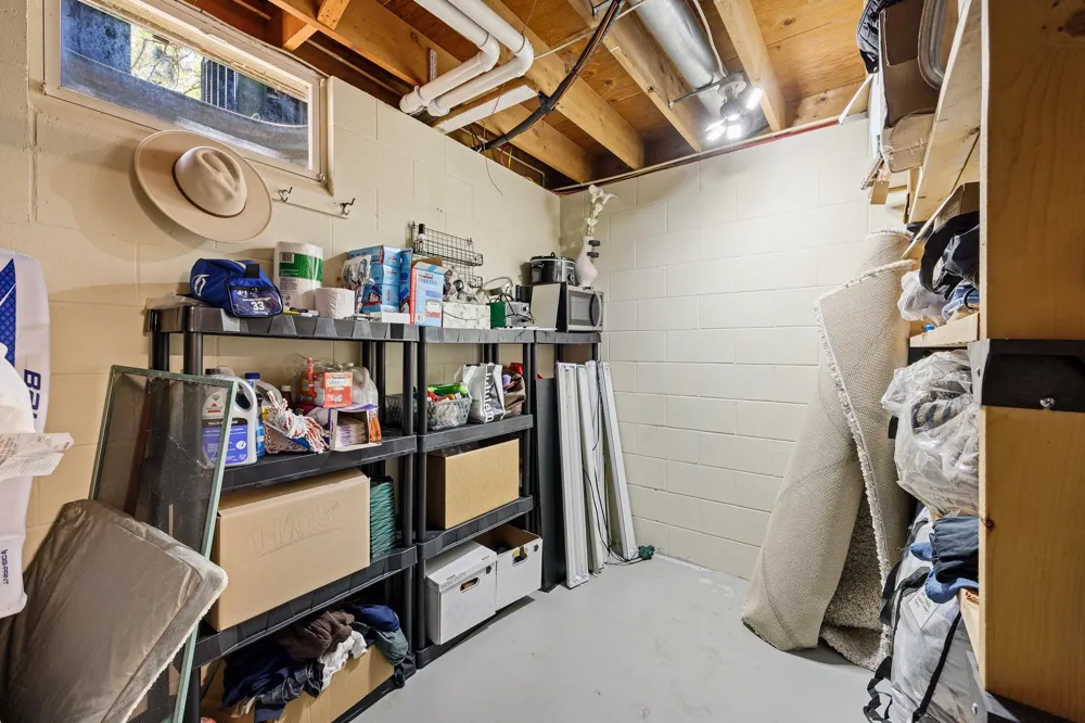 6066 S West Bay Shore Drive Bingham Township, MI 49684