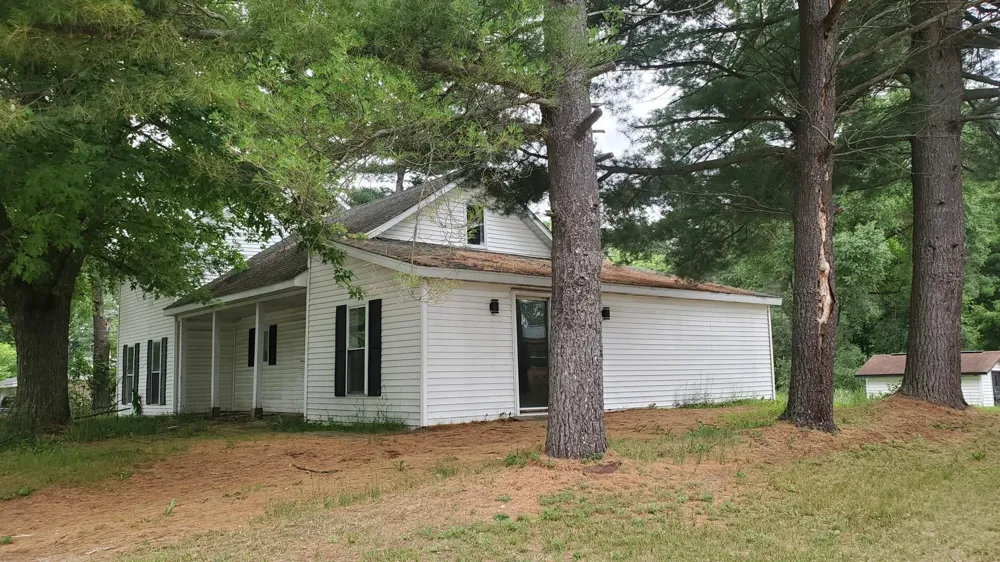 5500 85th Avenue Evart Township, MI 49631