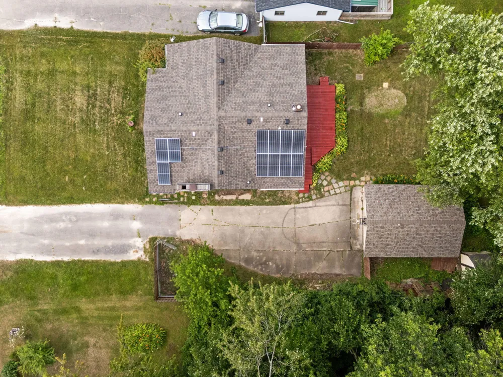 20061 Wilmot Road Belleville, MI 48111