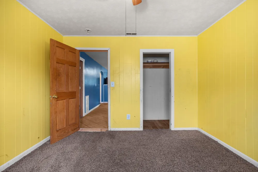 20061 Wilmot Road Belleville, MI 48111