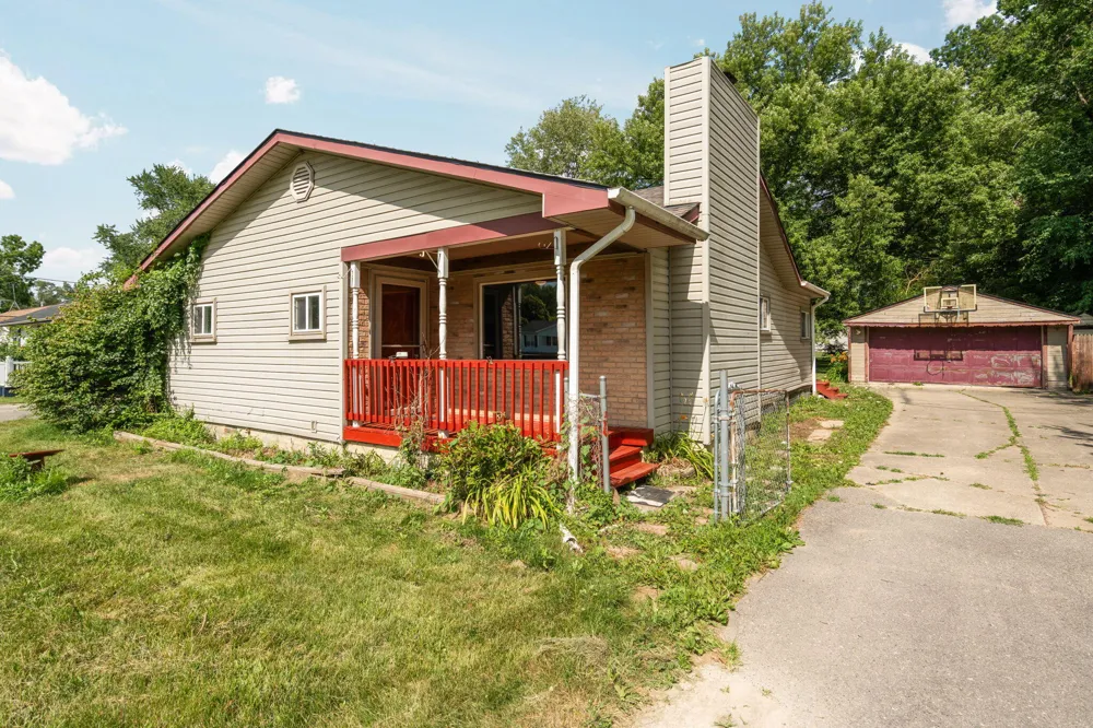 20061 Wilmot Road Belleville, MI 48111