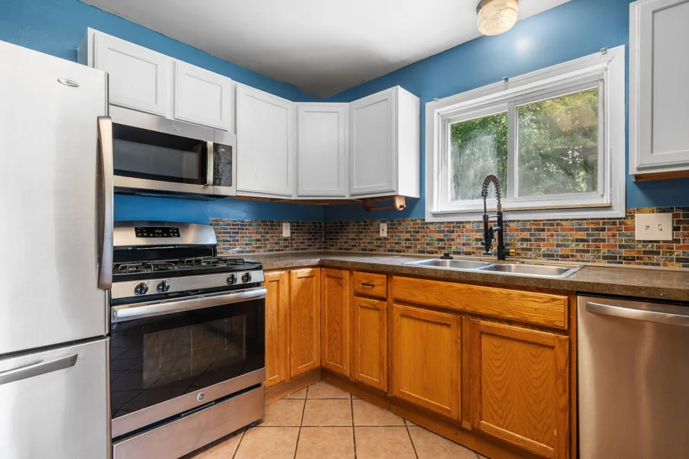 20061 Wilmot Road Belleville, MI 48111