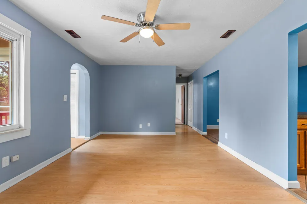 20061 Wilmot Road Belleville, MI 48111