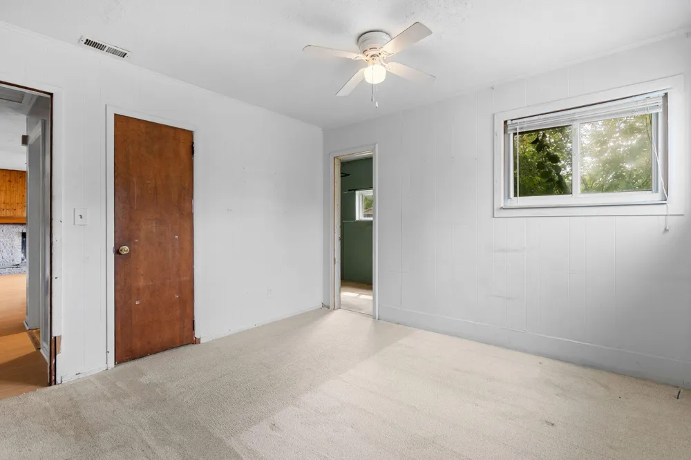 20061 Wilmot Road Belleville, MI 48111