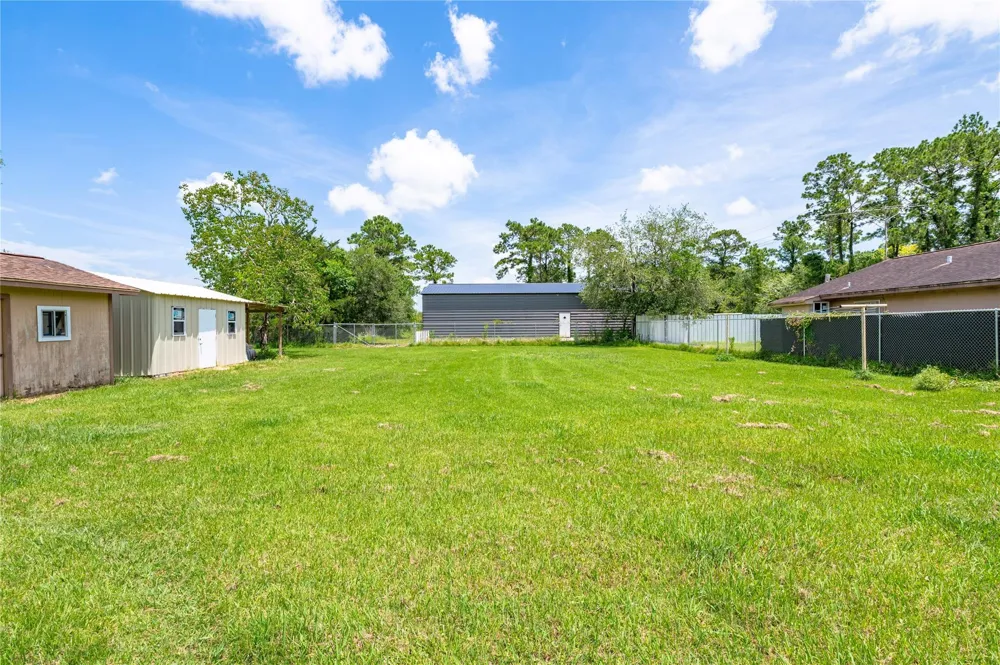 1925 Avenue L Santa Fe, TX 77510