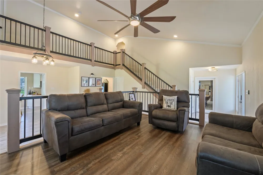 1925 Avenue L Santa Fe, TX 77510