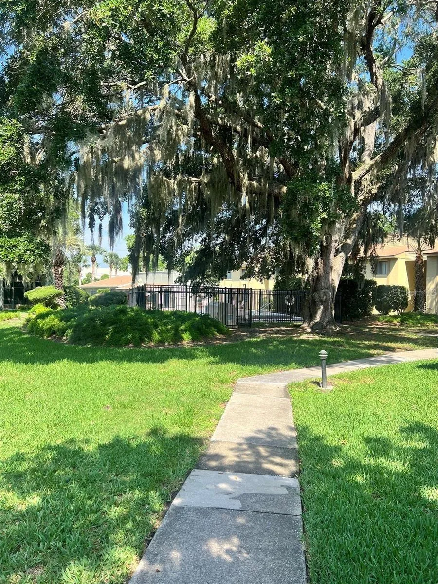 310 PALM COAST PARKWAY NE #101 Palm Coast, FL 32137