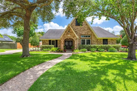 1603 White Wing Circle