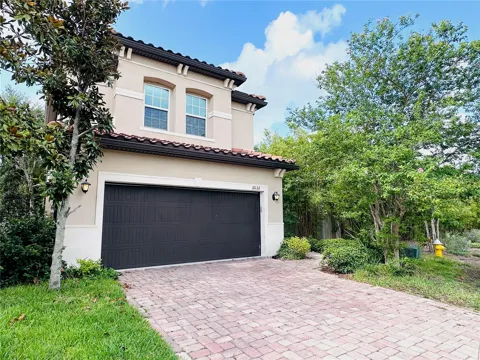 10132 GRAND OAK CIRCLE