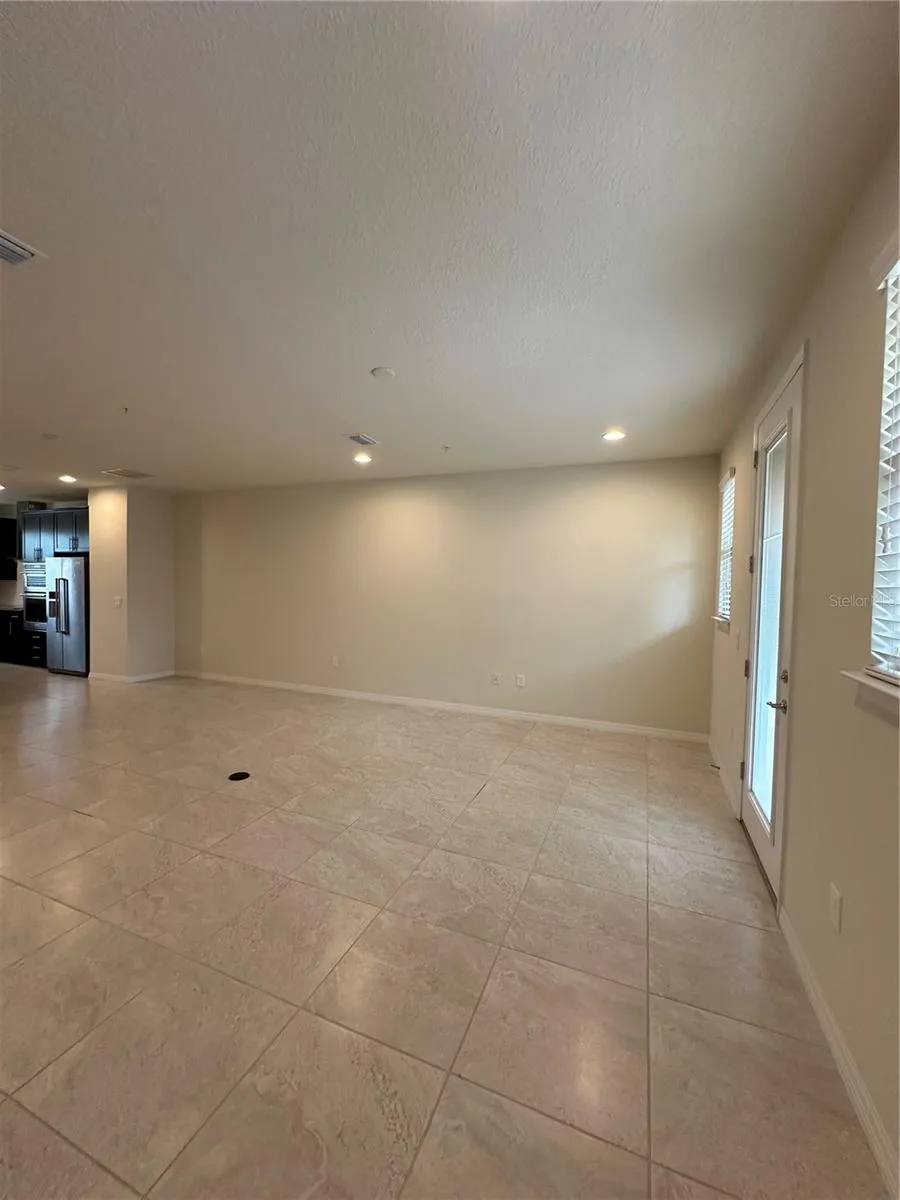 527 PIAZZA POINT Oviedo, FL 32765