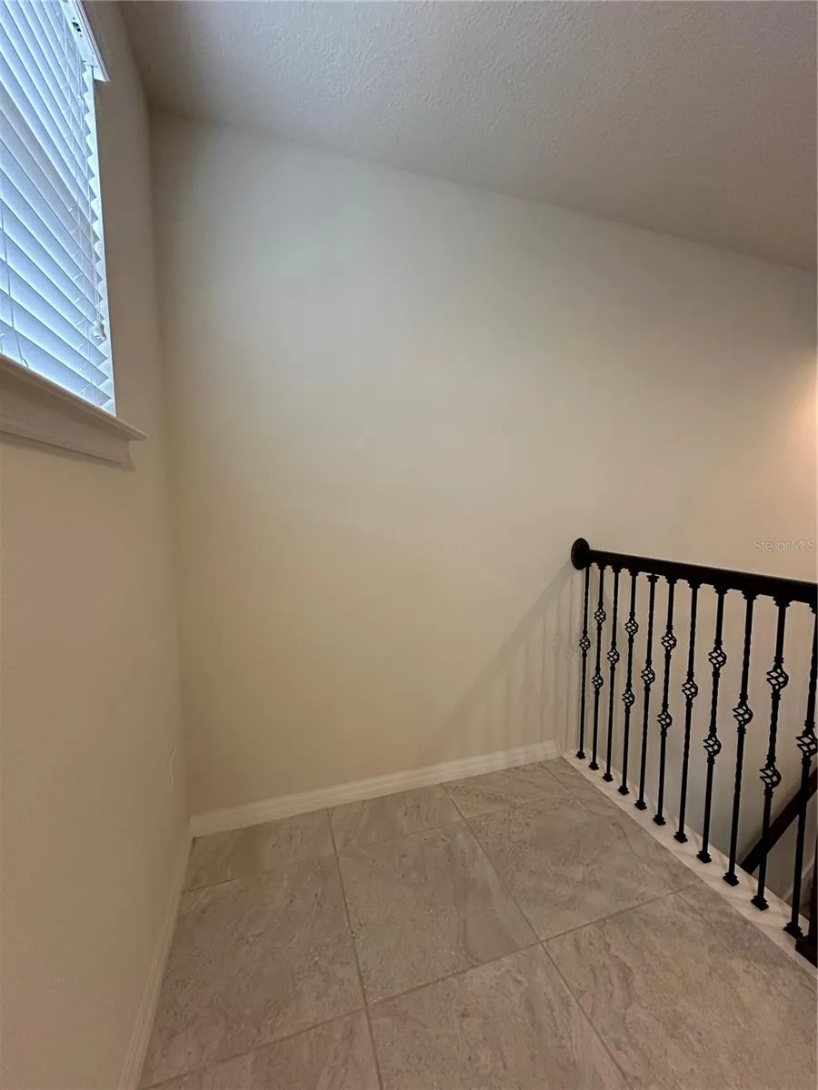 527 PIAZZA POINT Oviedo, FL 32765