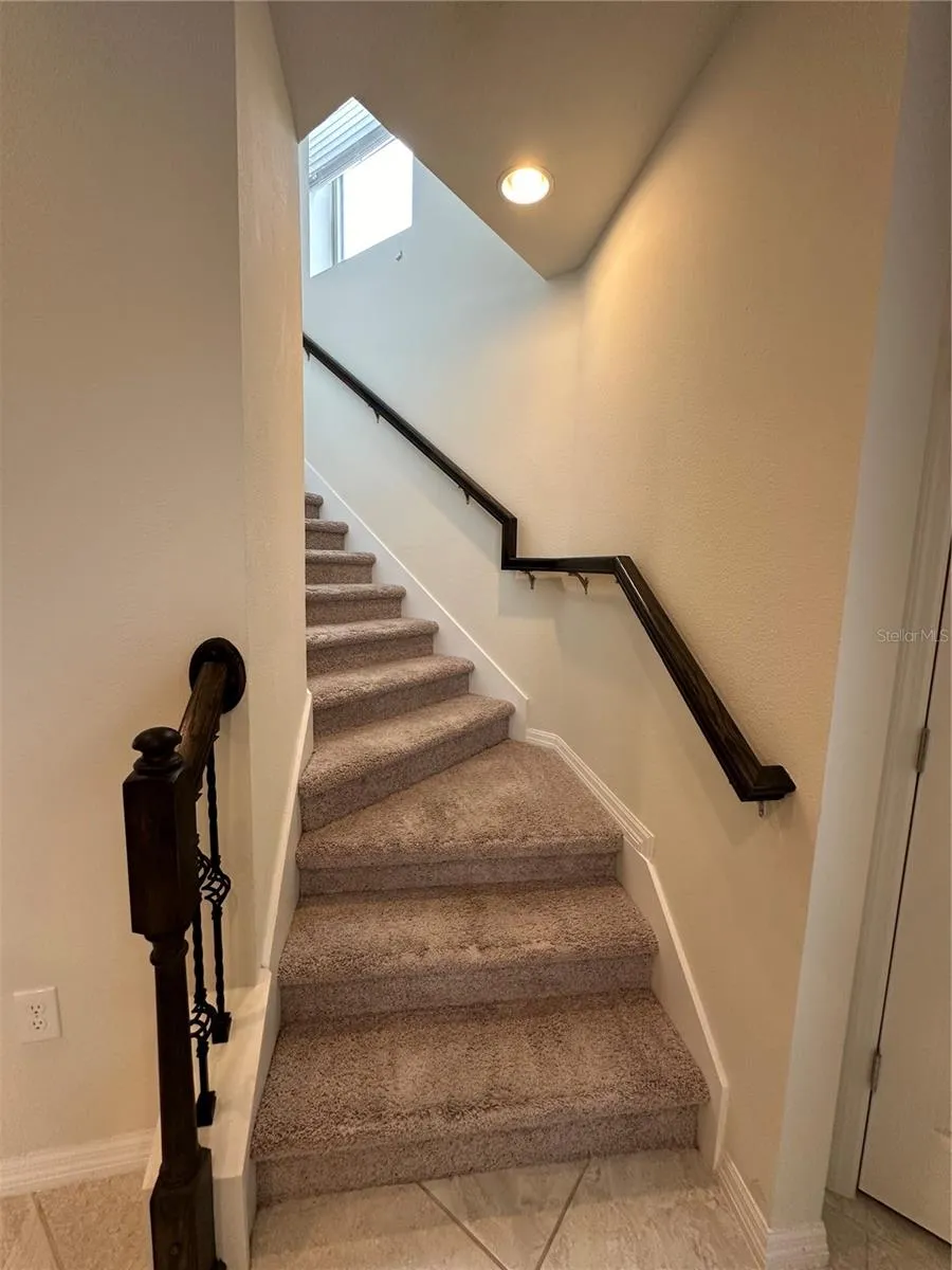 527 PIAZZA POINT Oviedo, FL 32765